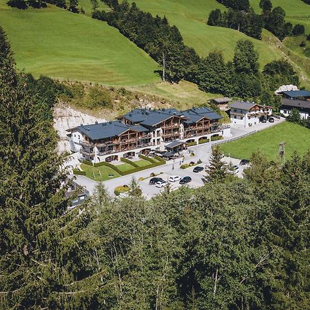 Avenida Mountain Lodges Saalbach Exterior foto